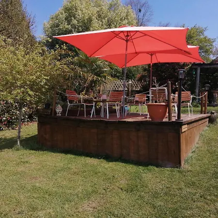 Frühstückspension No5 D'hotes & Glamping