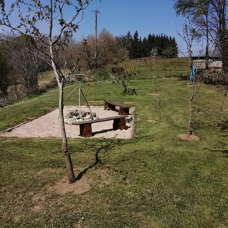Frühstückspension No5 D'hotes & Glamping Savignac-Lédrier