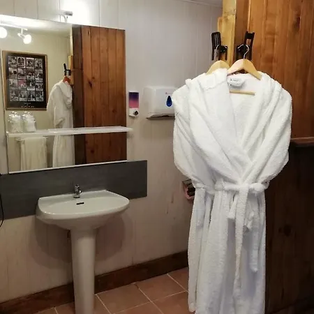No5 D'hotes & Glamping * Savignac-Lédrier